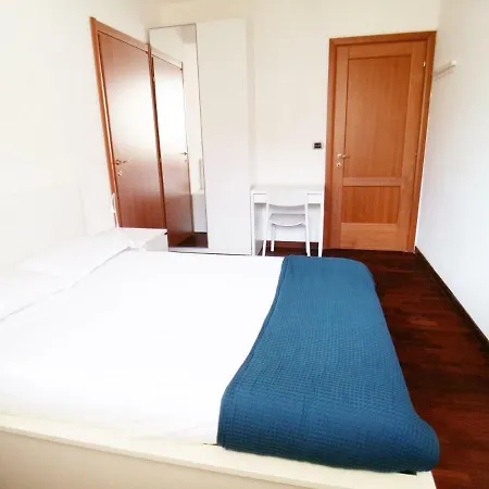Ensuite Guest house *